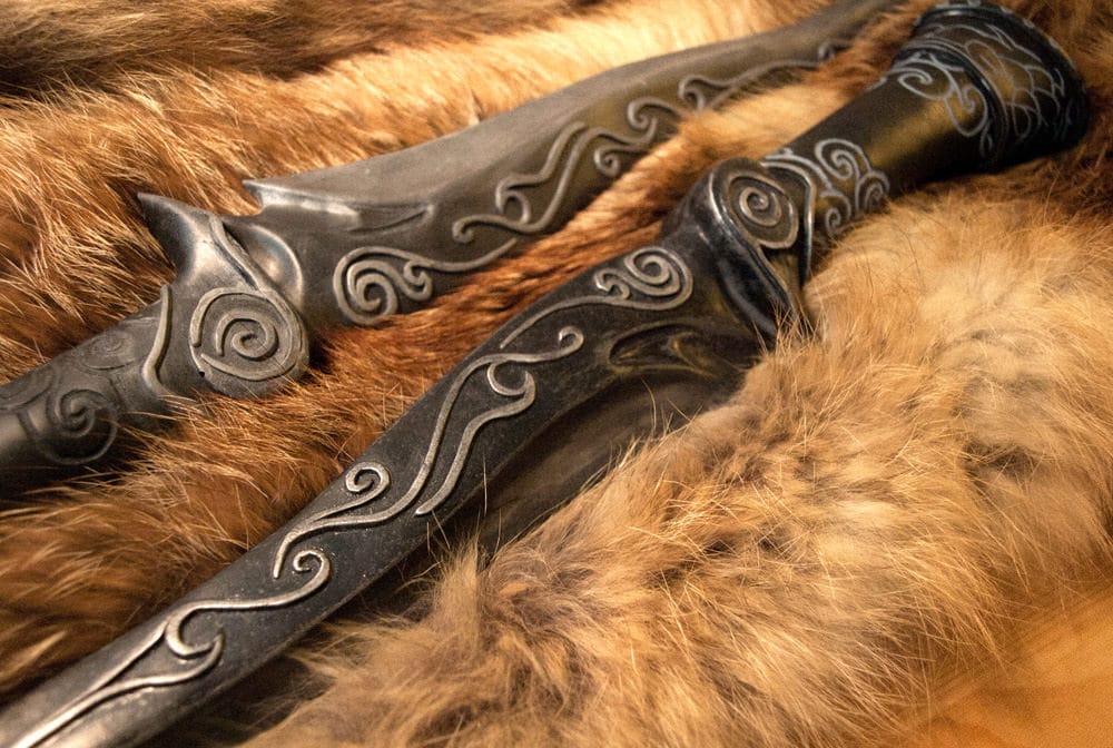 Ebony Dagger | Folkenstal | Props and Replicas